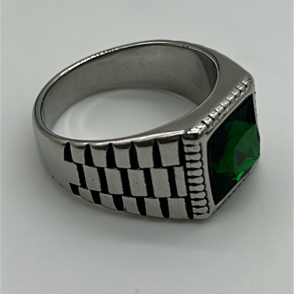 Green Cubic Zirconia Handmade Men's Ring Size 12.5 NWT
